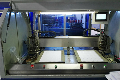 自動裝填芯片機1